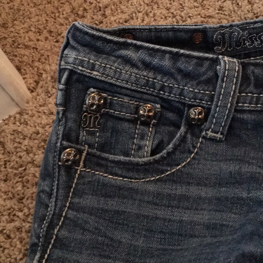 Jeans - Picture 2 of 2